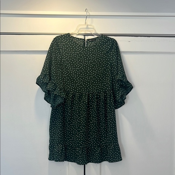 SHEIN Green Polka Dot Dress size medium. - Picture 3 of 9